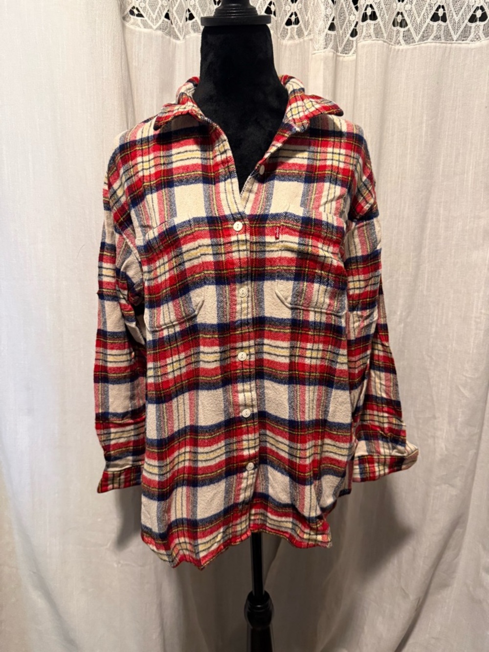 Levi's Red, Blue & Cream Plaid Flannel Shirt